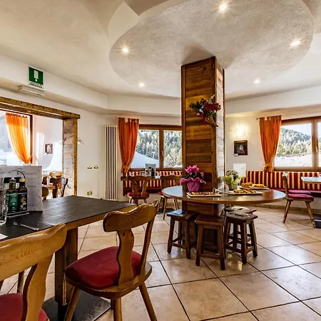 Hotell Grizzly Folgaria