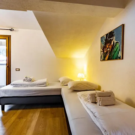 Grizzly Hotell 3*