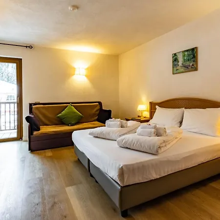 Hotell Grizzly 3*